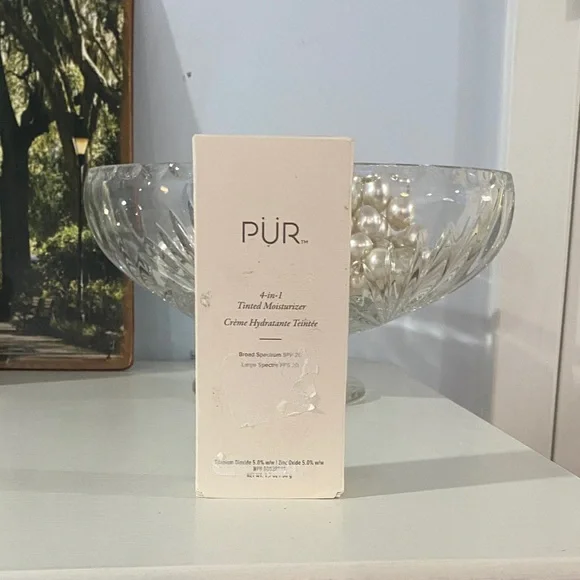 🆕 PÜR 4-in-1 Tinted Moisturizer Hydrating Face Moisturizer MP3 Medium 1.7oz - Picture 1 of 5